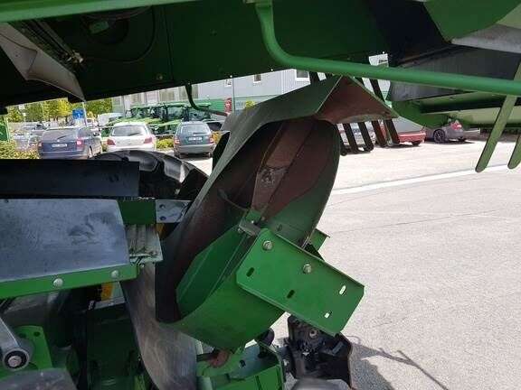 Sklízecí mlátička JOHN DEERE T560 HillMaster - Photo 5