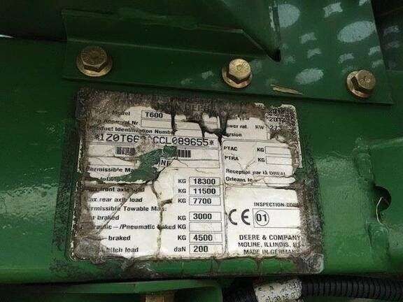 Sklízecí mlátička JOHN DEERE T660 - Photo 15