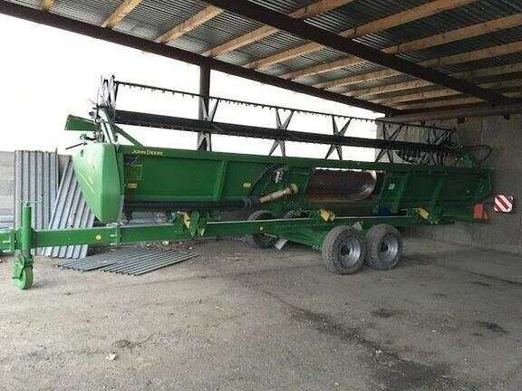 Sklízecí mlátička JOHN DEERE T660 - Photo 8