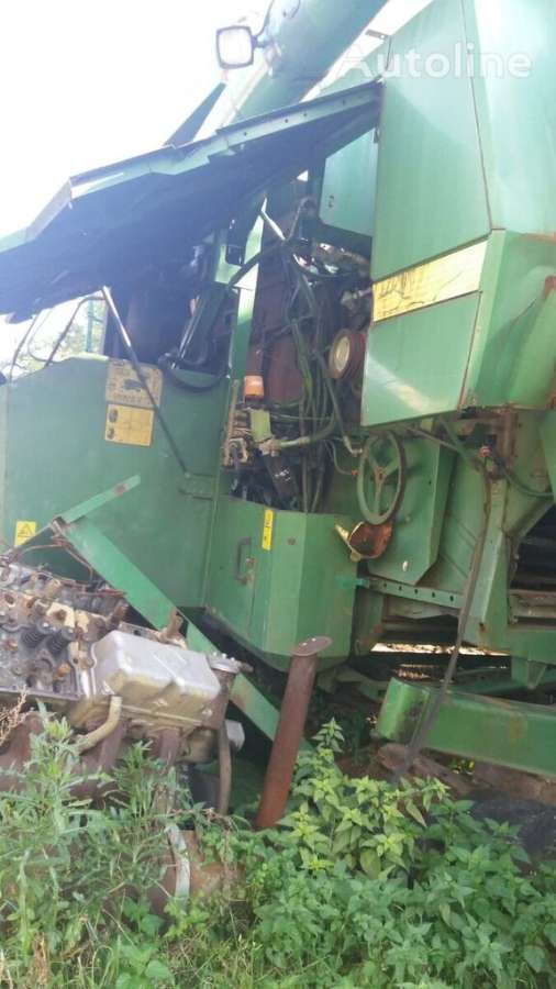 Sklízecí mlátička JOHN DEERE 2066 HM Hillmaster na ND pro díly - Photo 16