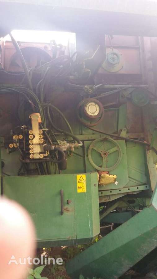 Sklízecí mlátička JOHN DEERE 2066 HM Hillmaster na ND pro díly - Photo 5