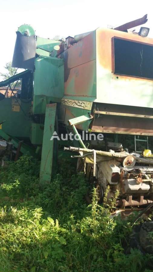 Sklízecí mlátička JOHN DEERE 2066 HM Hillmaster na ND pro díly - Photo 8