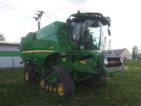 Sklizeci mlaticka JOHN DEERE S680
