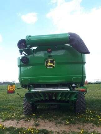 Sklízecí mlátička JOHN DEERE S680 - Photo 12