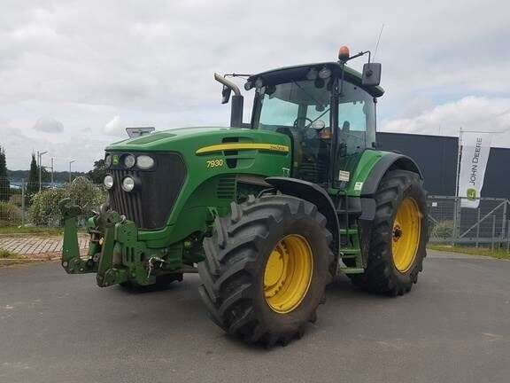 Kolový traktor JOHN DEERE 7930 - Photo 2